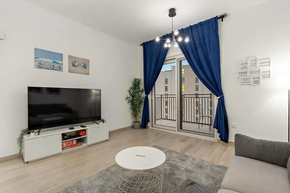 First Class 1Br No Bad Days At Waters Edge أبو ظبي 0*,  الإمارات العربية المتحدة